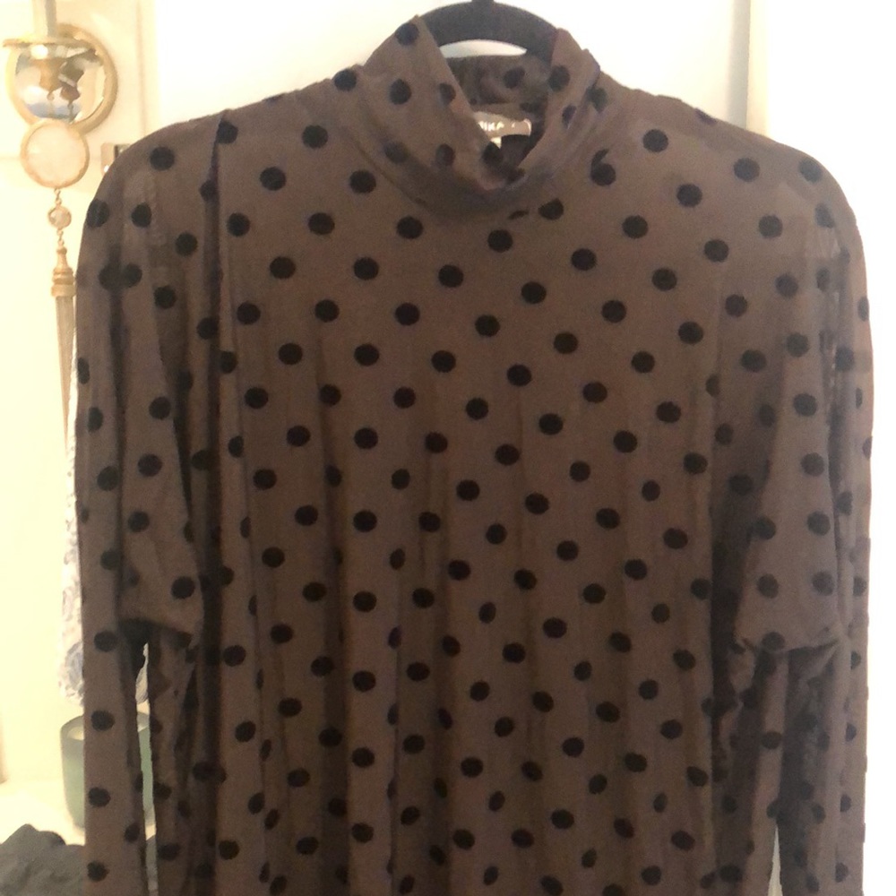 NWOT ALEMBIKA SHEER TURTLENECK